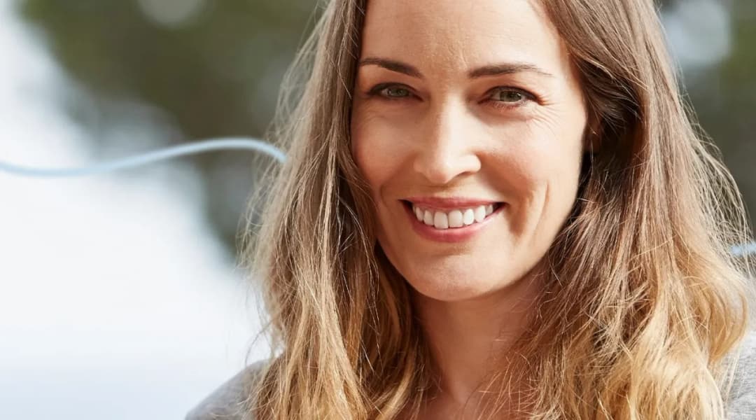 Jak dbać o cerę po 40, by uniknąć starzenia i poprawić jej wygląd